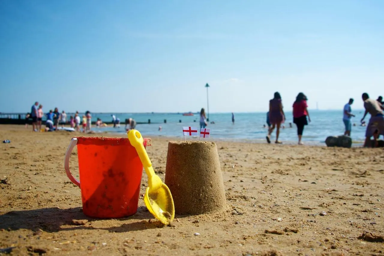 Southend Central Hotel - Close To Beach, City Centre, Train Station & Southend Airport 3*, Southend-on-Sea Egyesült Királyság